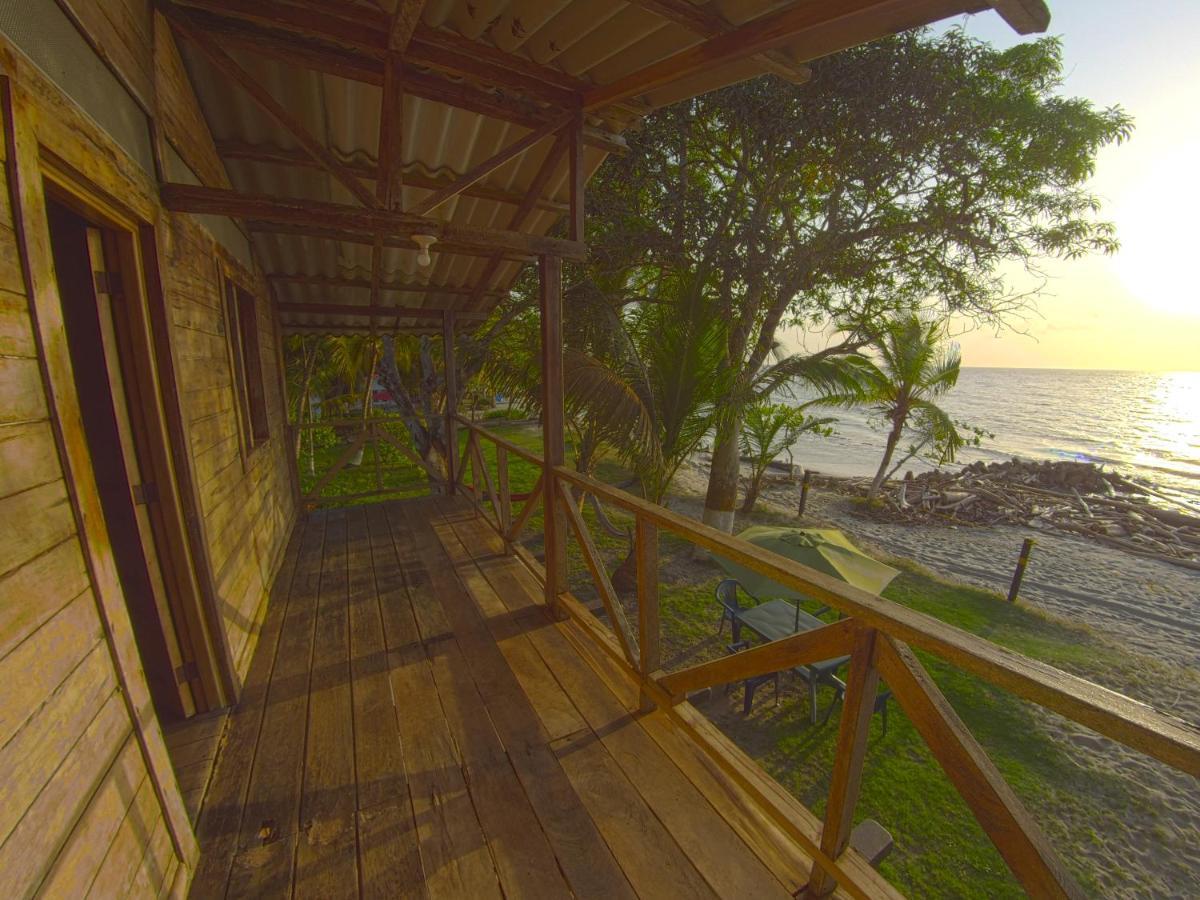 Las Cabanas De Mario Necocli Bagian luar foto