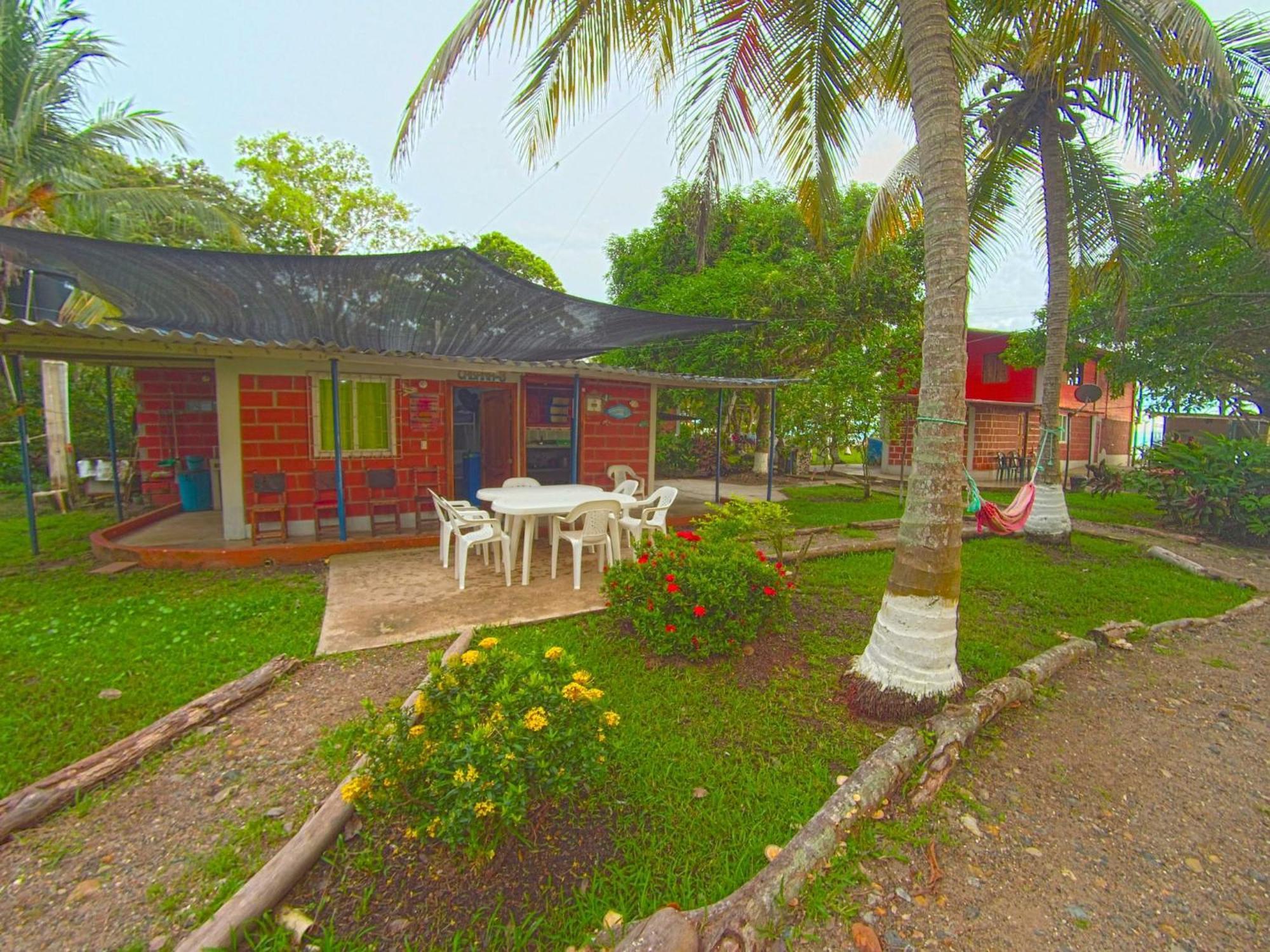 Las Cabanas De Mario Necocli Bagian luar foto